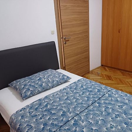 Apartment Neva Split With Free Private Parking Space Exteriér fotografie