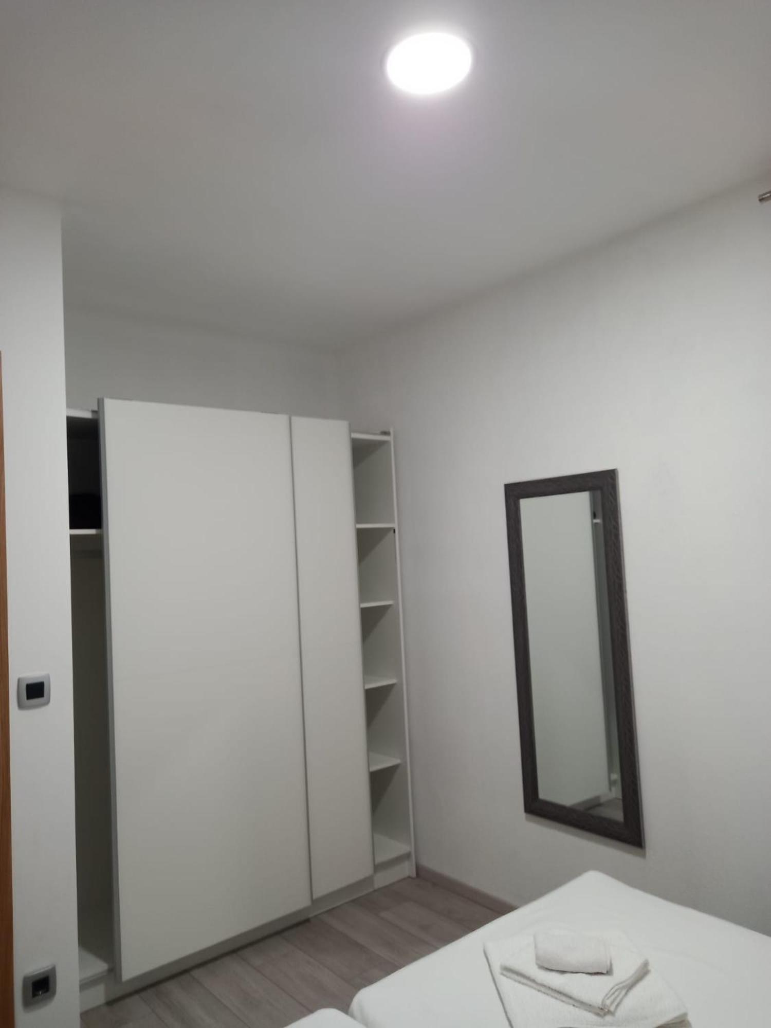 Apartment Neva Split With Free Private Parking Space Exteriér fotografie